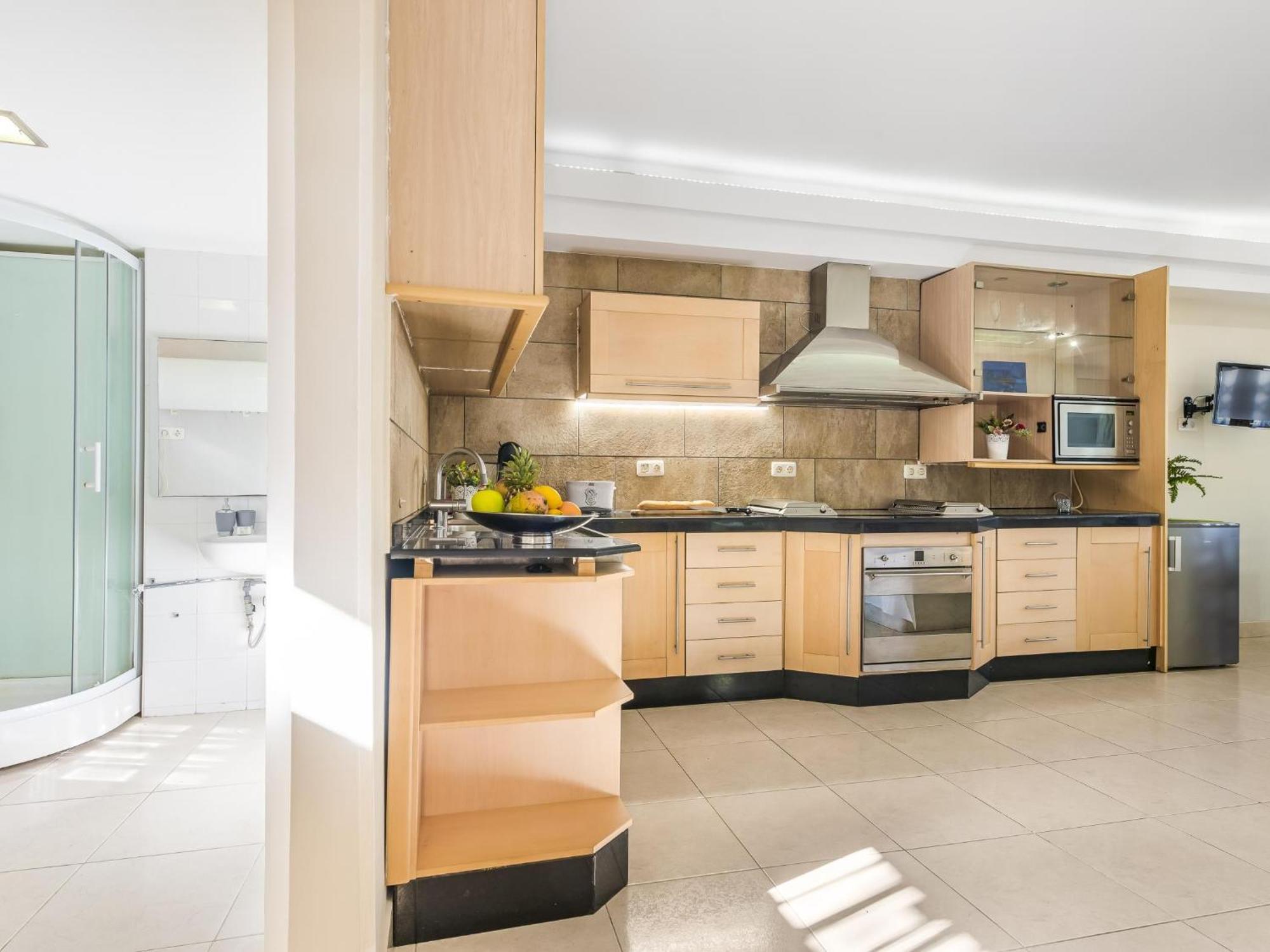 Apartment 324 Pueblo Canario With Wifi Playa de las Americas (Tenerife)
