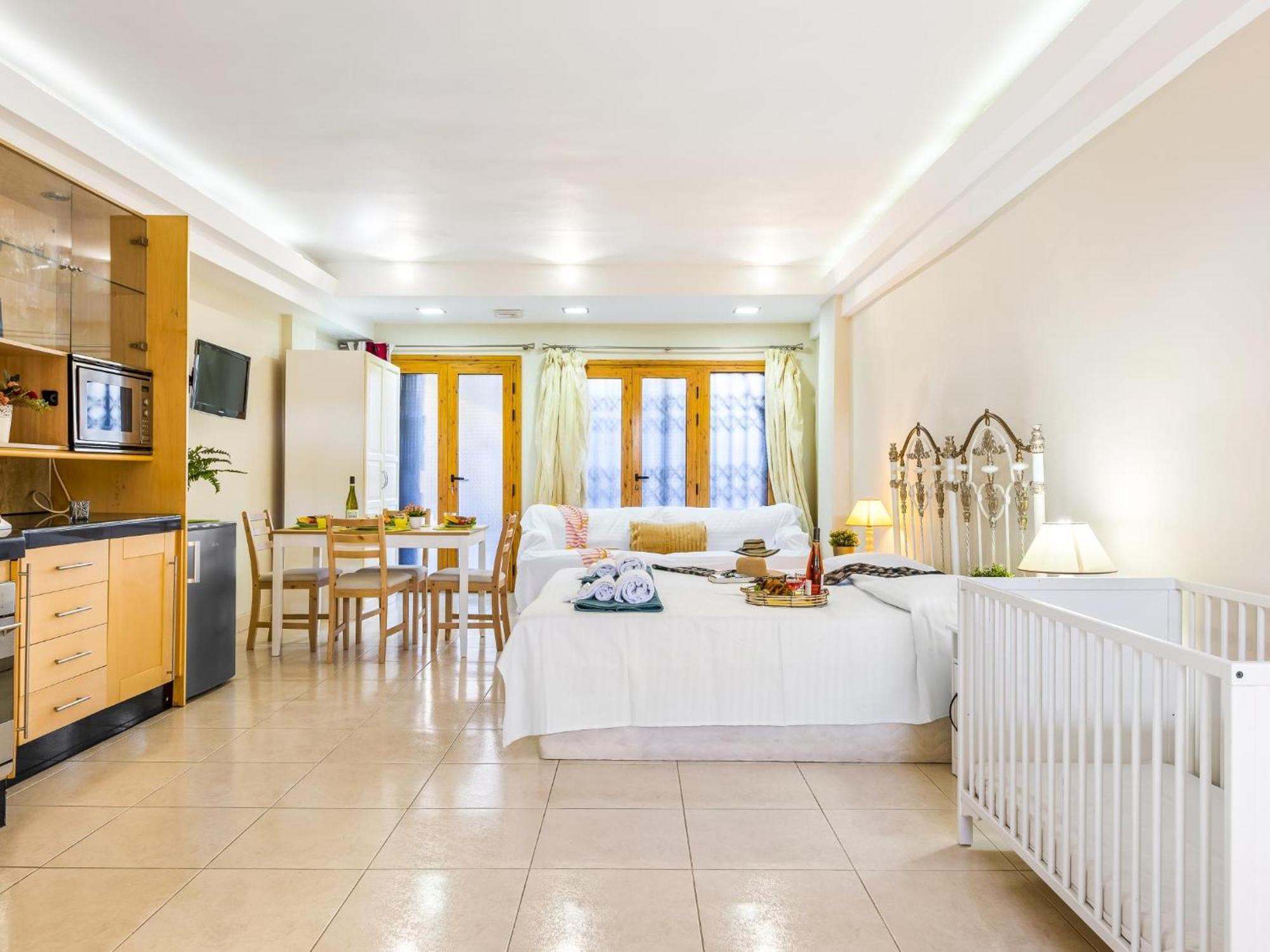 Apartment 324 Pueblo Canario With Wifi